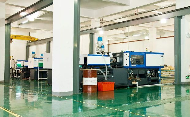 注塑模具成型制品，如果表面有裂紋該如何解決？