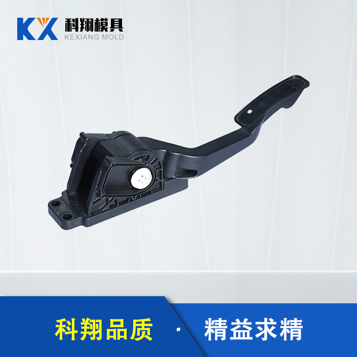 塑膠模具是什么？塑膠模具對(duì)比塑料模具有什么區(qū)別？